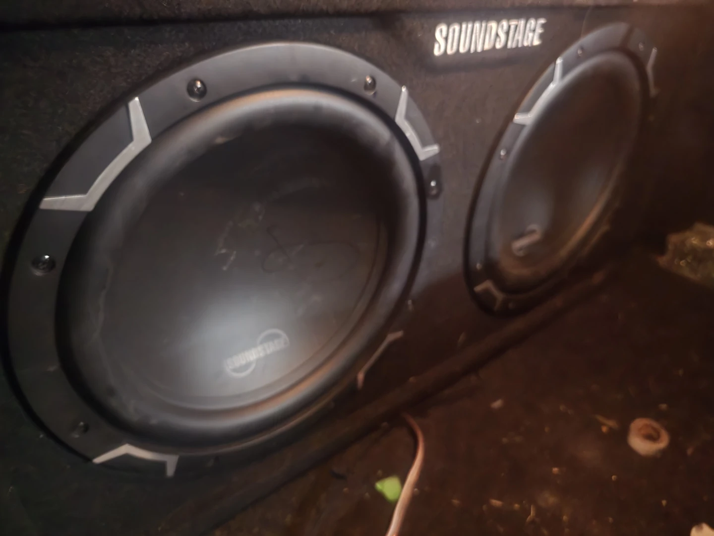 subwoofers and amp - photo 3