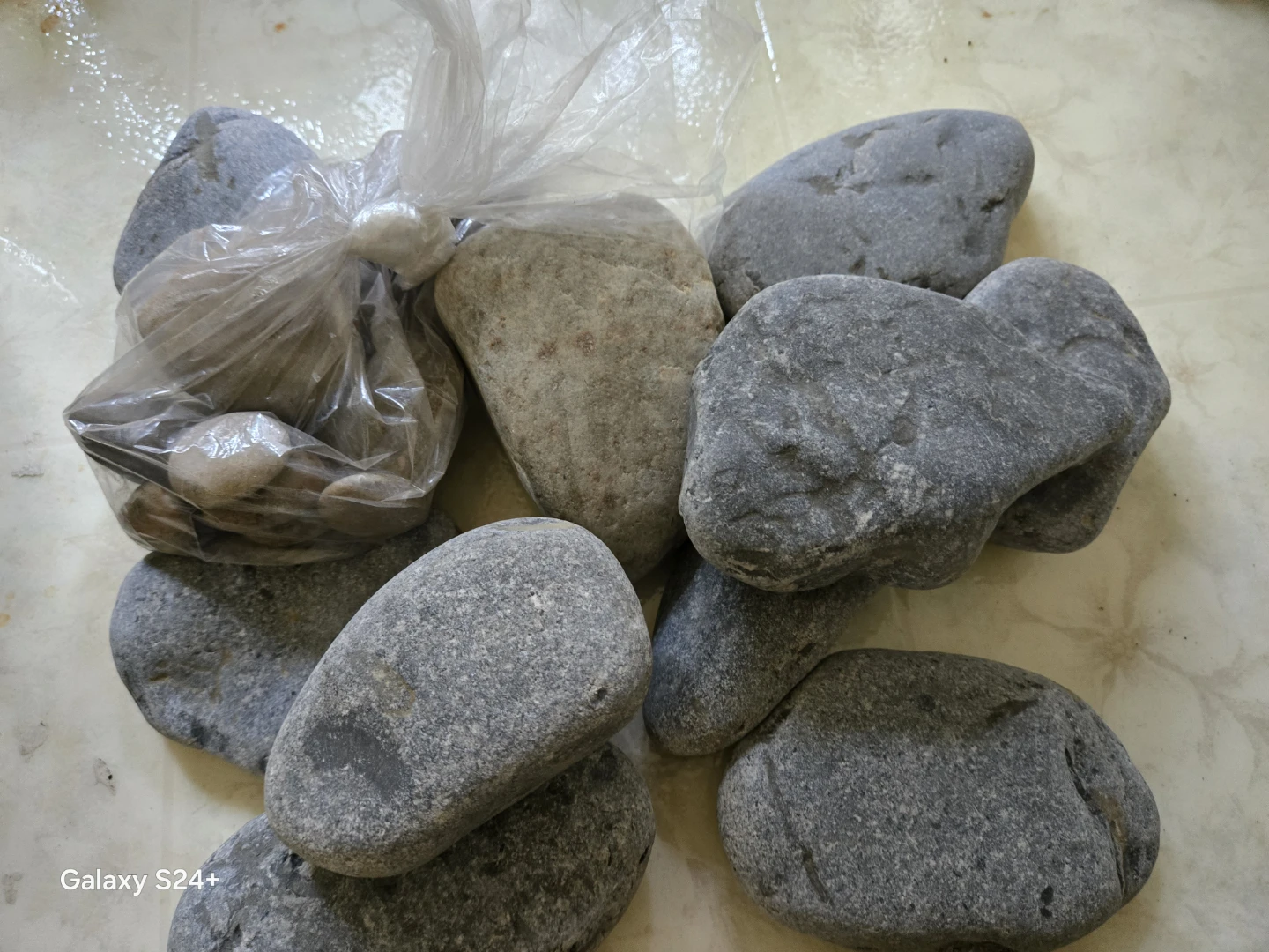 Decorative Grey River Rocks - photo 2