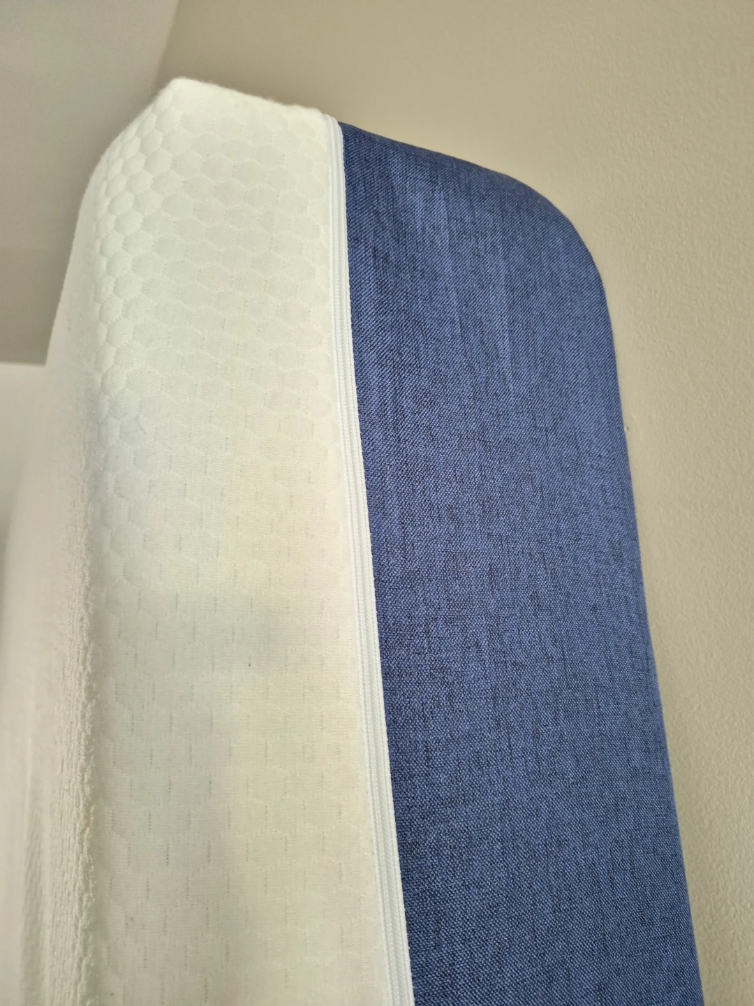 Molblly 10-Inch Gel Memory Foam Mattress - photo 2