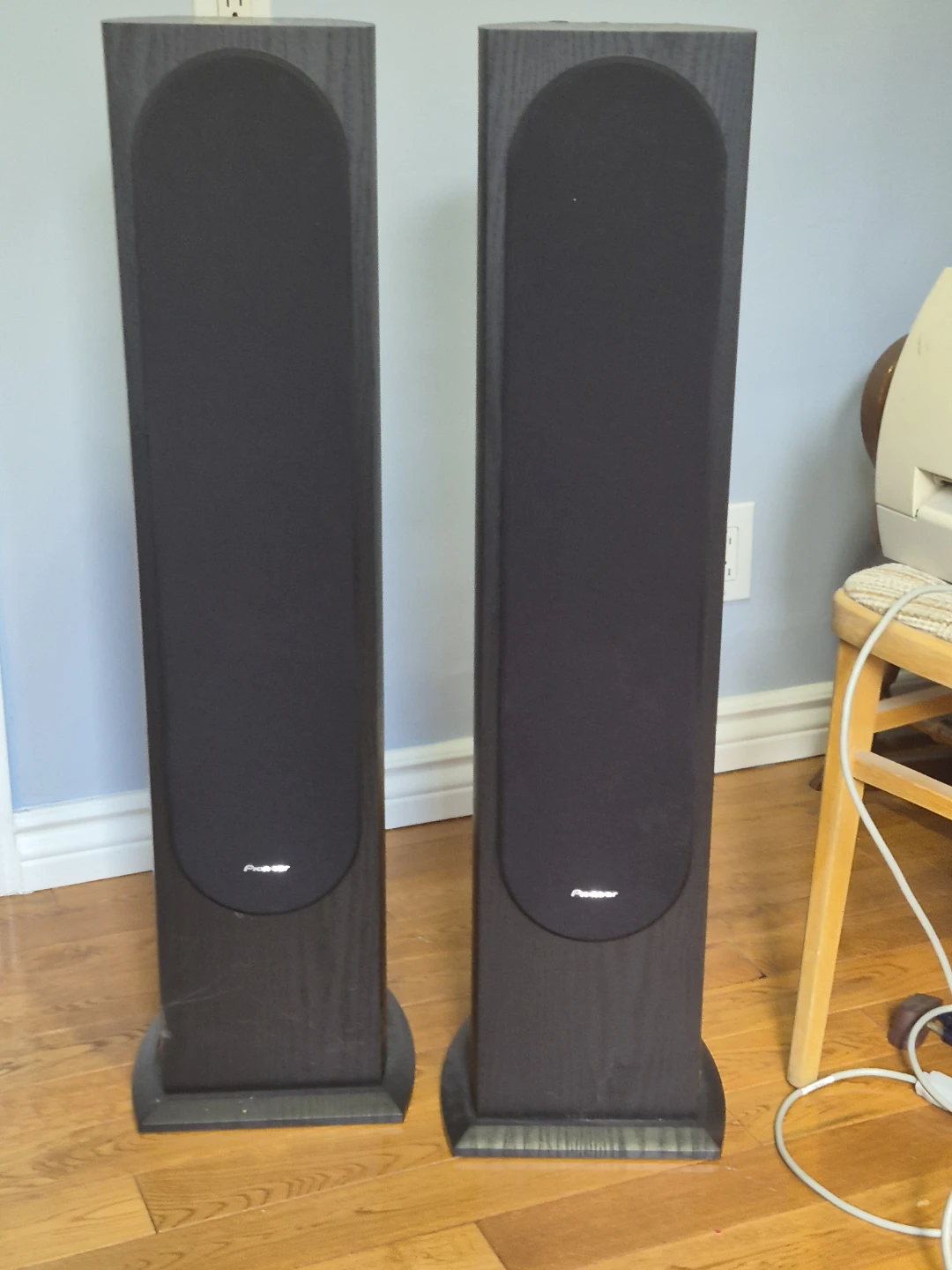 Pioneer Tower Speakers (Pair)