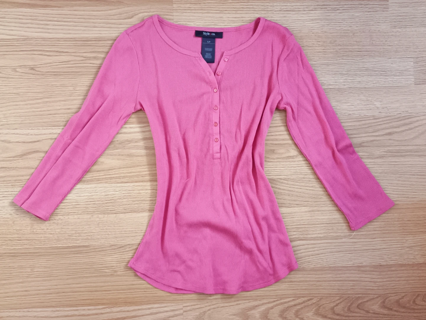 2000s henley ribbed top