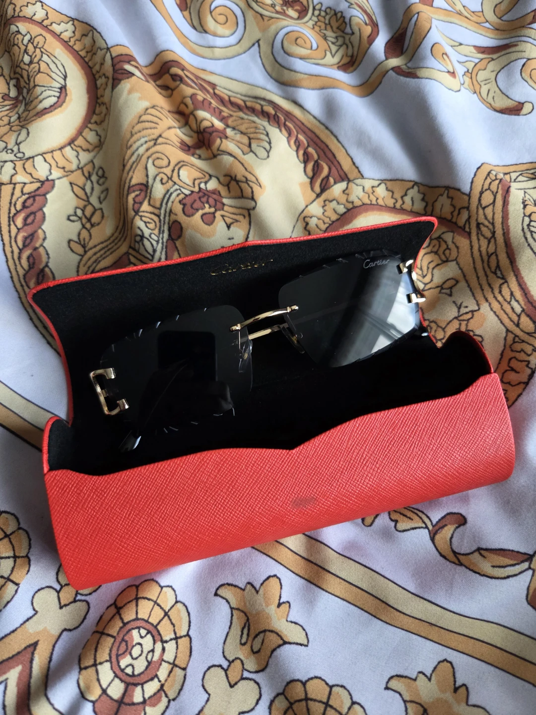 Cartier Sunglasses with Case - photo 2
