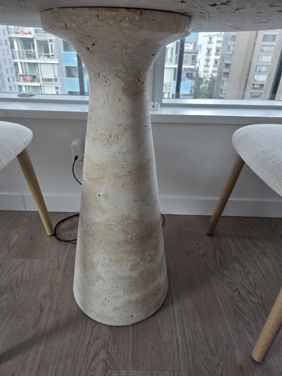Travertine Pedestal Dining Table - photo 3
