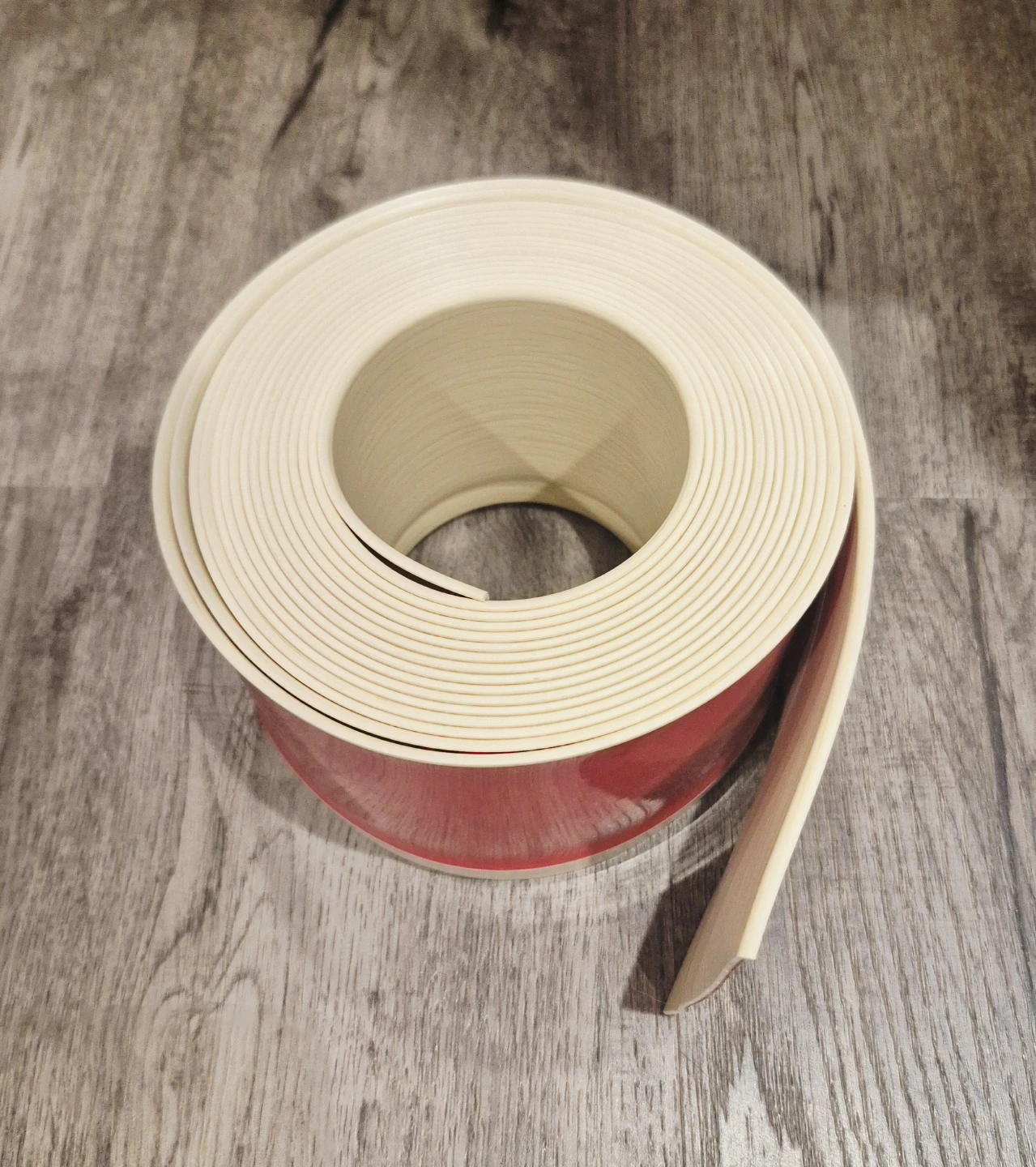 Vinyl Wall Baseboard Molding Trim 4" 19ft  Flexible - photo 5