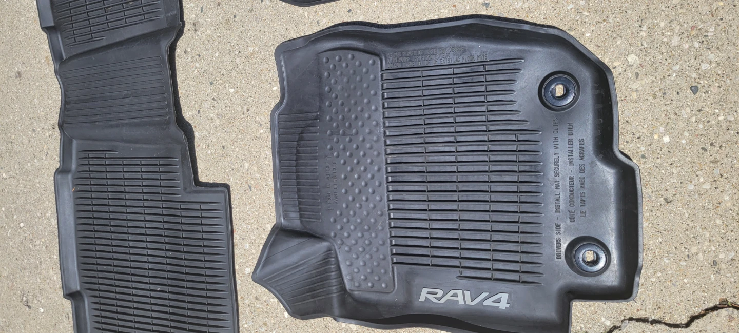 Toyota RAV4 All-Weather Floor Mats - photo 3