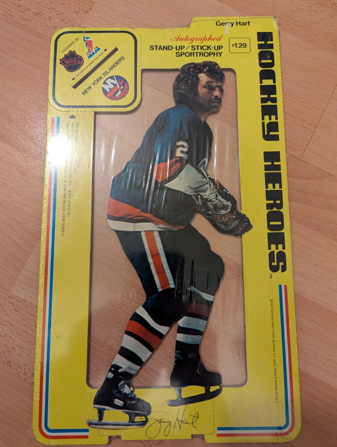 NEW sealed vintage old stock 1975 Hockey Heroes Stand-Up figures - photo 2