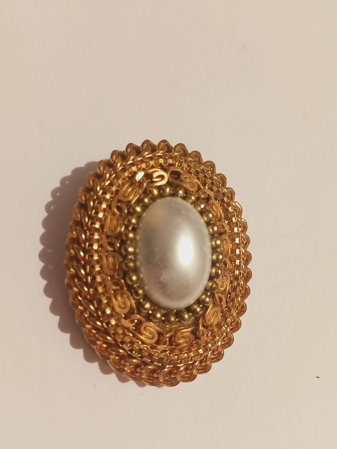 Beautiful Gold-tone Pearl Scarf Clip - photo 3