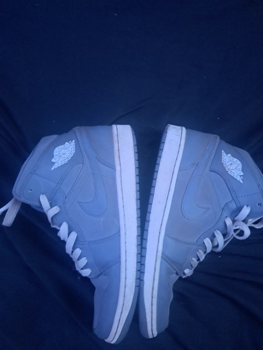 Air Jordan 1 High Top Sneakers - photo 3