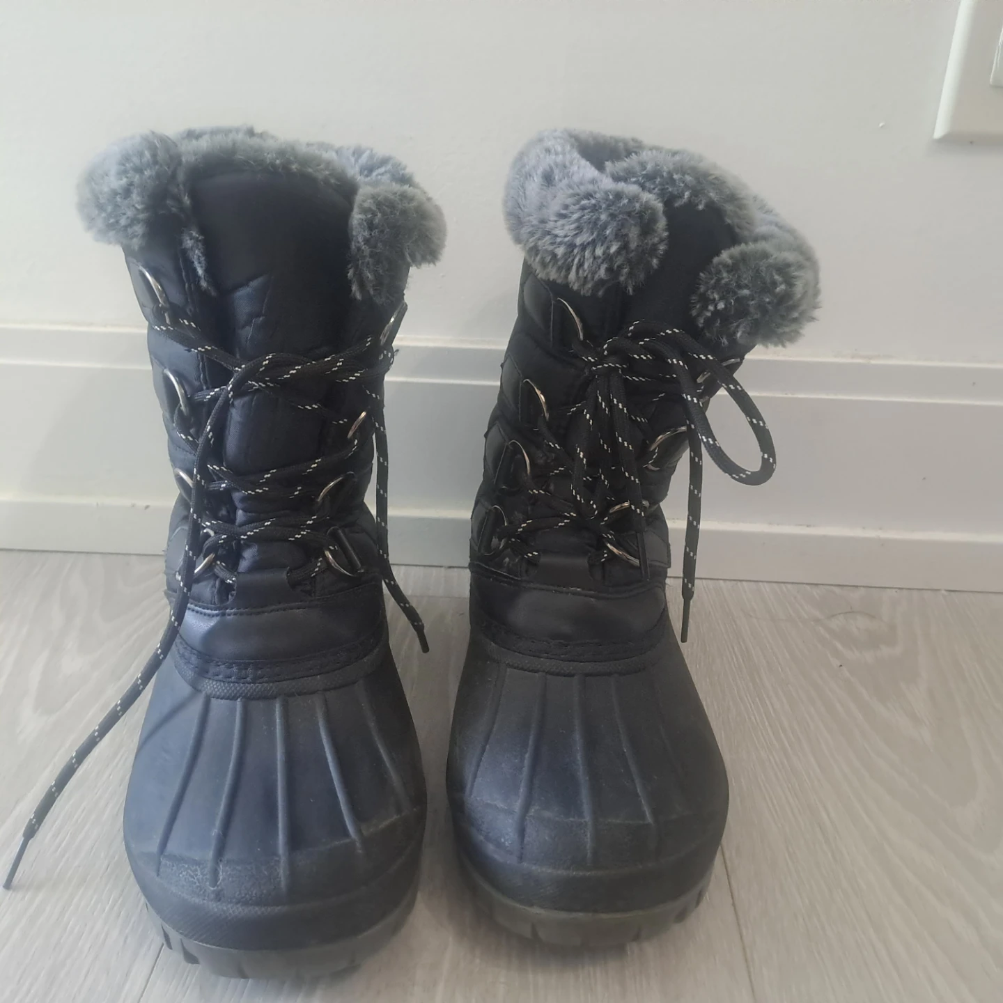 Black Winter Boots