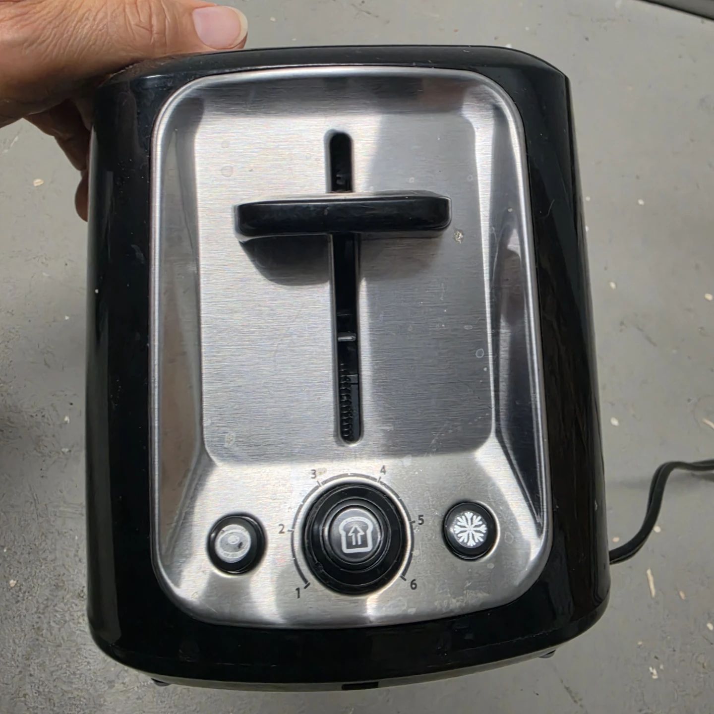 Black 2-Slice Toaster - photo 2