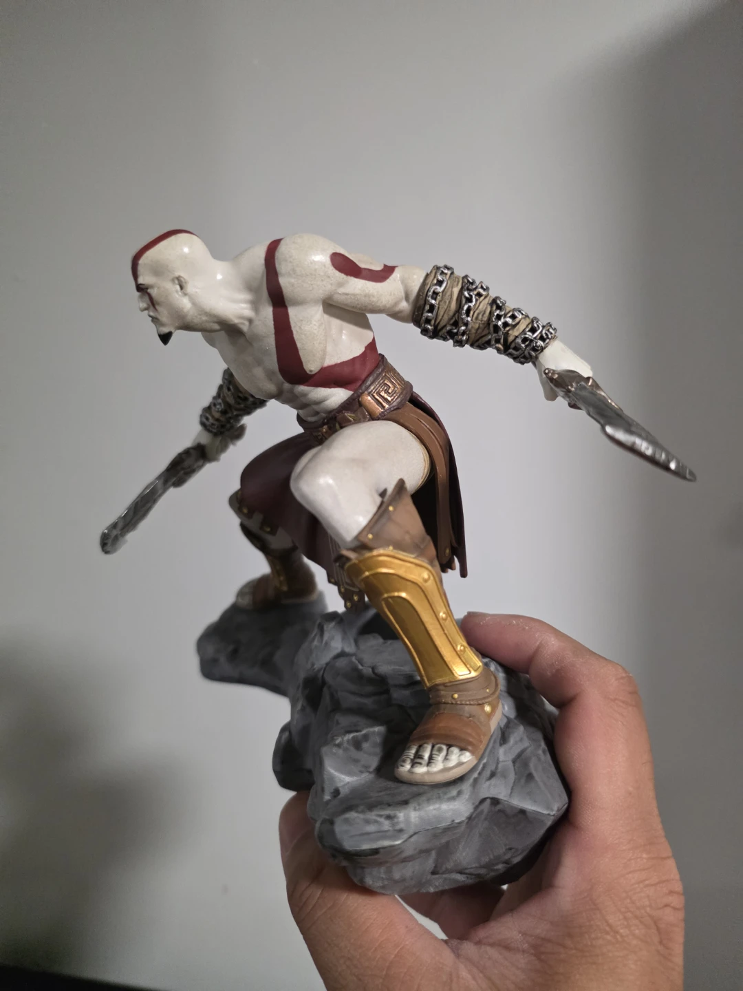 God of War Kratos Action Figure - photo 3