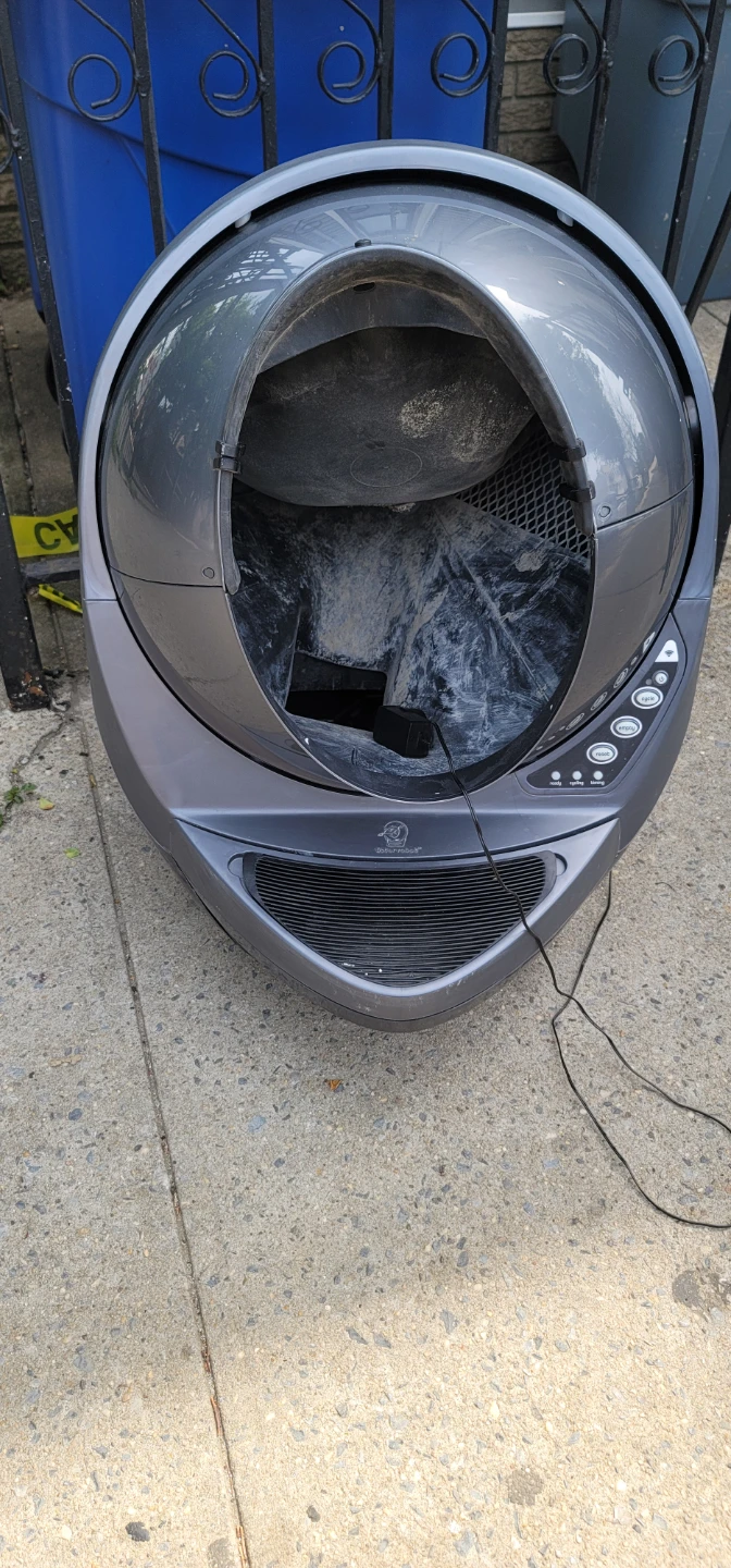 Litter-Robot Automatic Self-Cleaning Cat Litter Box