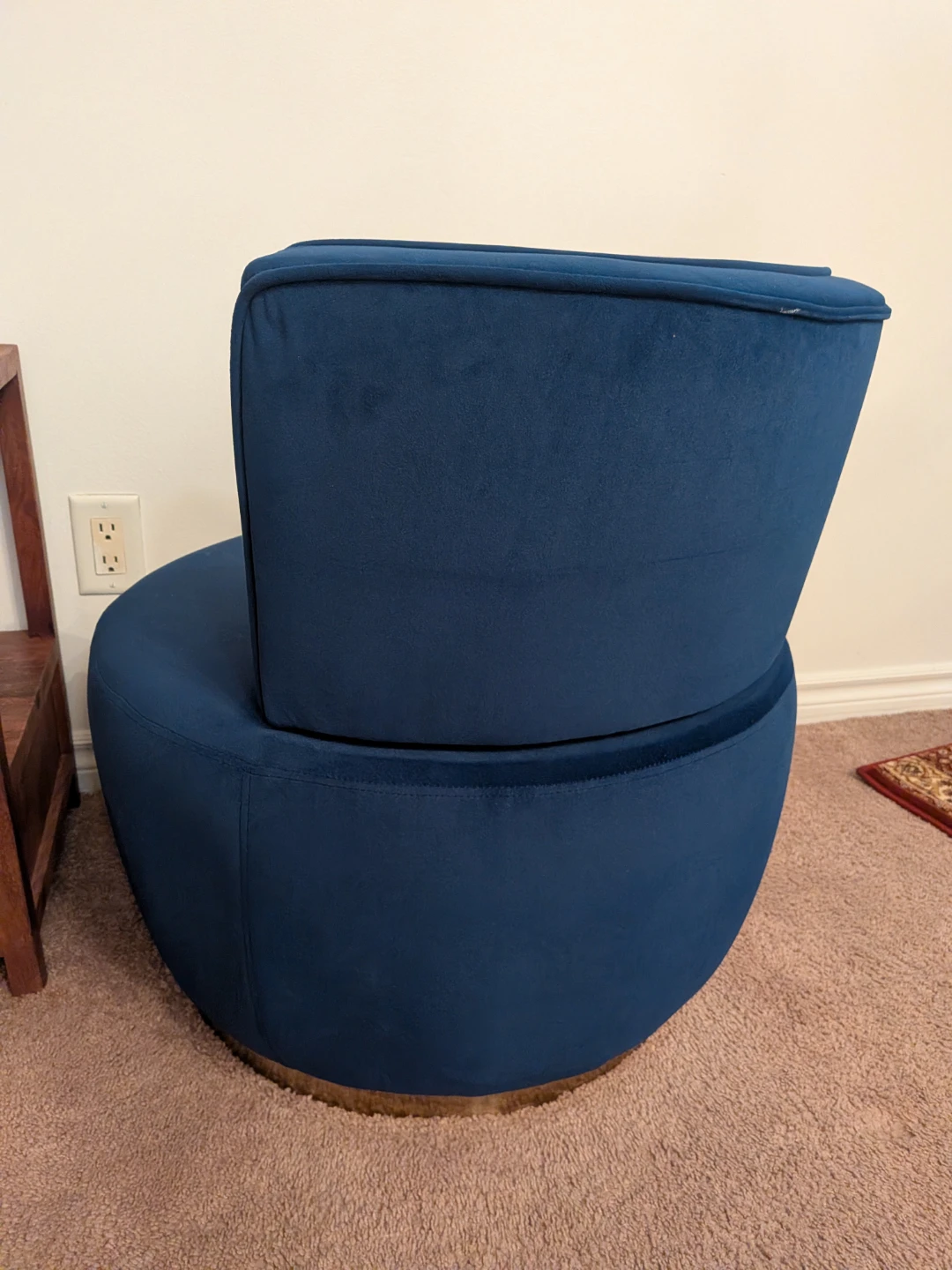 Gorgeous pair of blue barrel living room accent chairs ⚽ - photo 3