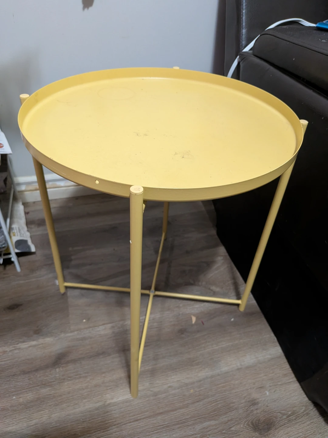 Yellow Round Tray Table - photo 3