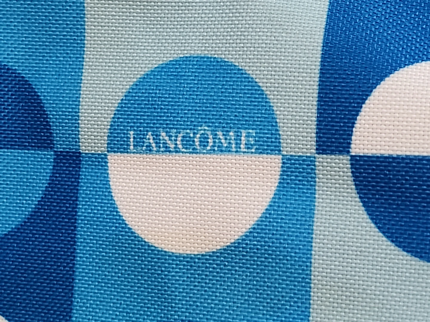 Lancome Geometric Blue Hanging Toiletry Bag - photo 5