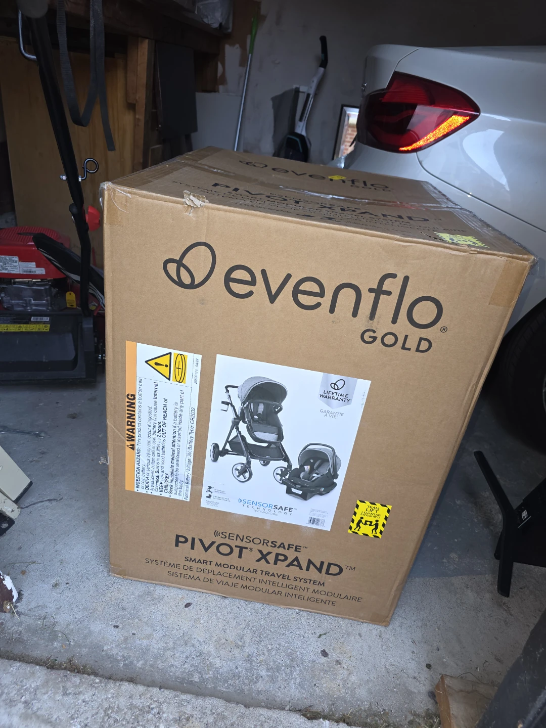 BRAND NEW! Evenflo Gold SensorSafe Pivot XpandTravel System