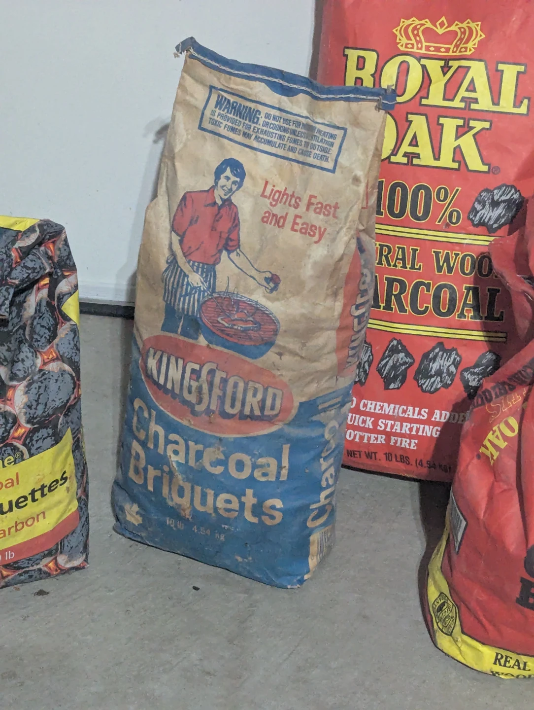 Kingsford Charcoal Briquets, Royal Oak Charcoal & Grill - photo 5