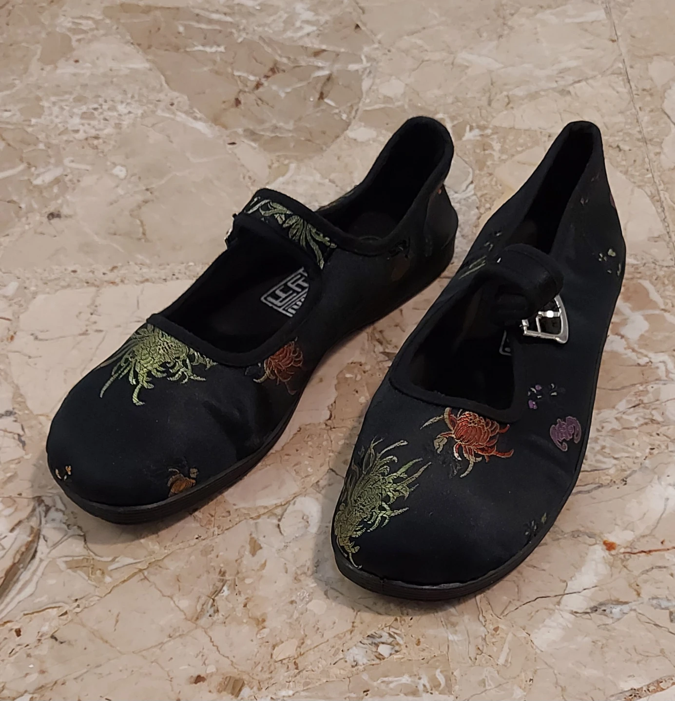 Black Embroidered Mary Jane Flats size 36 - photo 2