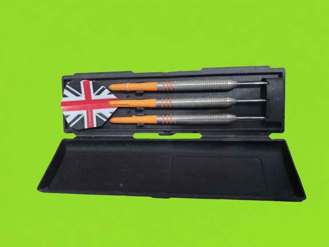 Target Steel Tip Darts Set with Slim Hard Case - photo 2