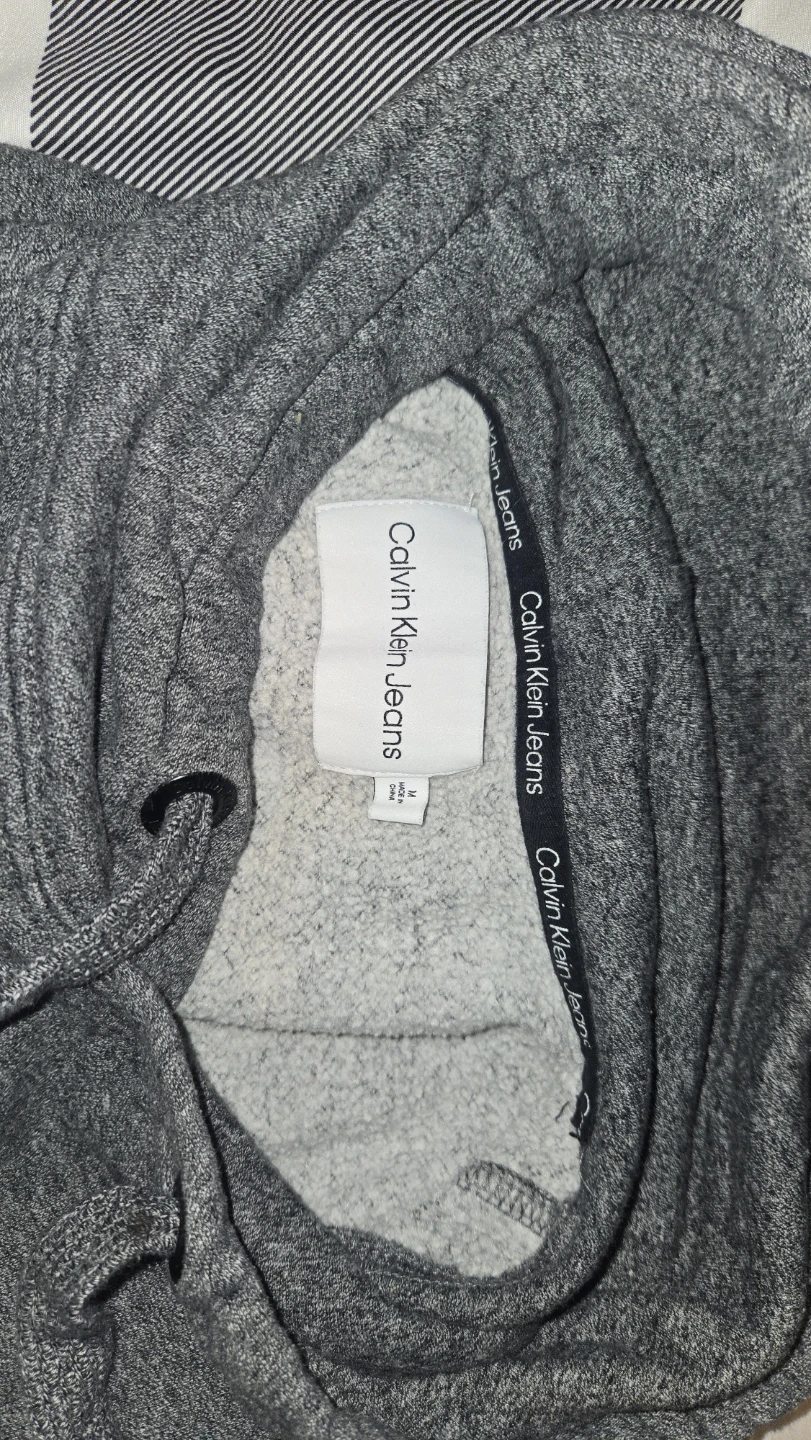 Calvin Klein Jeans Grey Hoodie and Sweatpants Set - photo 5