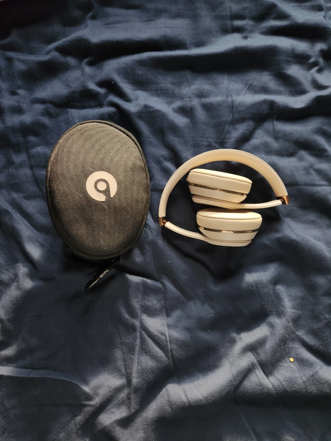 Beats Solo3 Wireless On-Ear Headphones - Cream - photo 3