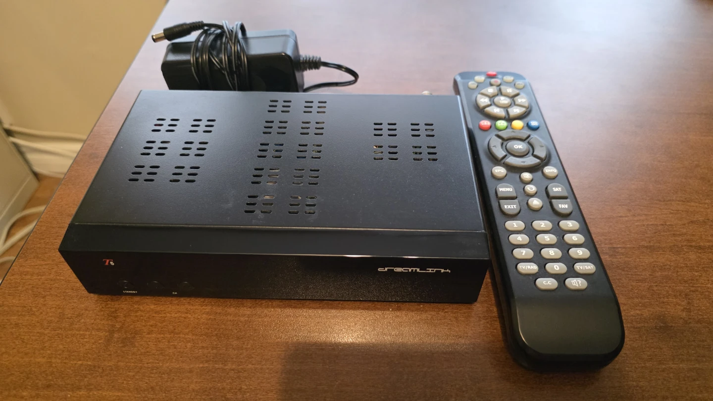 Dreamlink T5 HD FTA Satellite Receiver Box