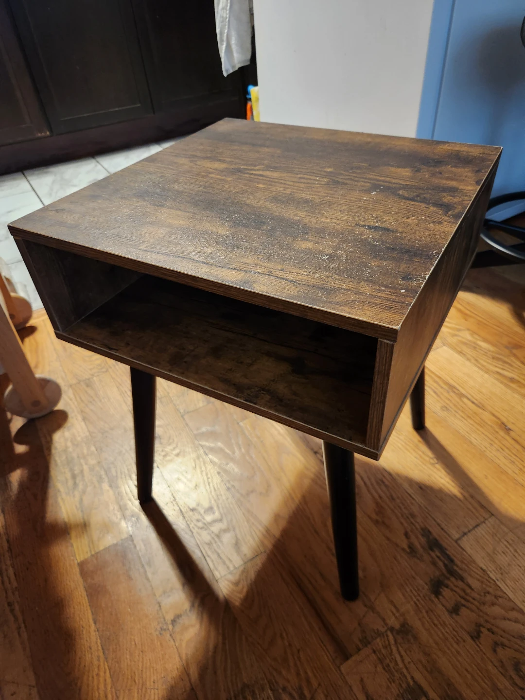 Mid-Century Modern End Table - photo 4