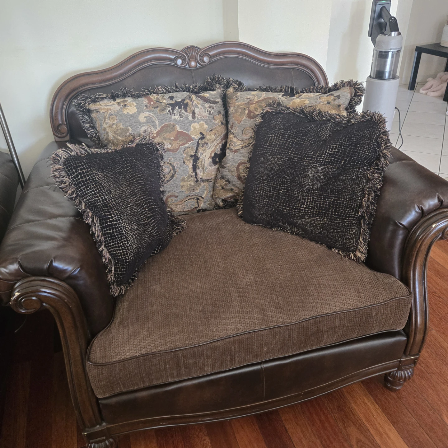 3 piece Brown Leather Sofa and Armchair Set - photo 3