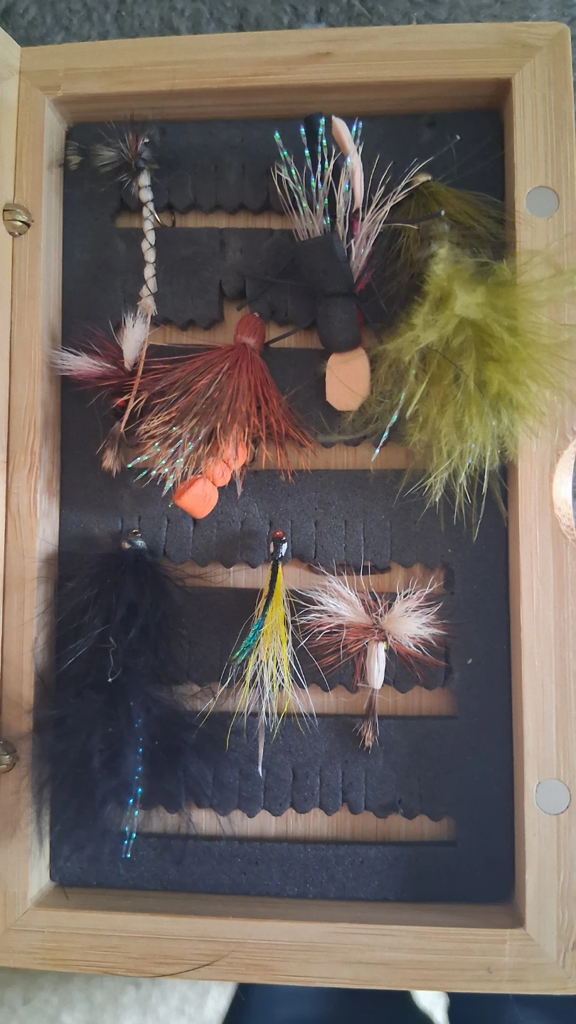 Big Sky Cigar Co. Fly Fishing Lures Set of 8 - photo 3