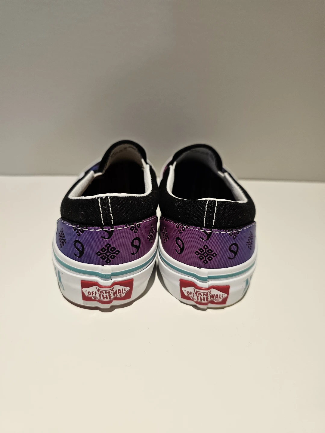 Vans Slip-On Crayola Shoes - Size 2 youth - photo 3