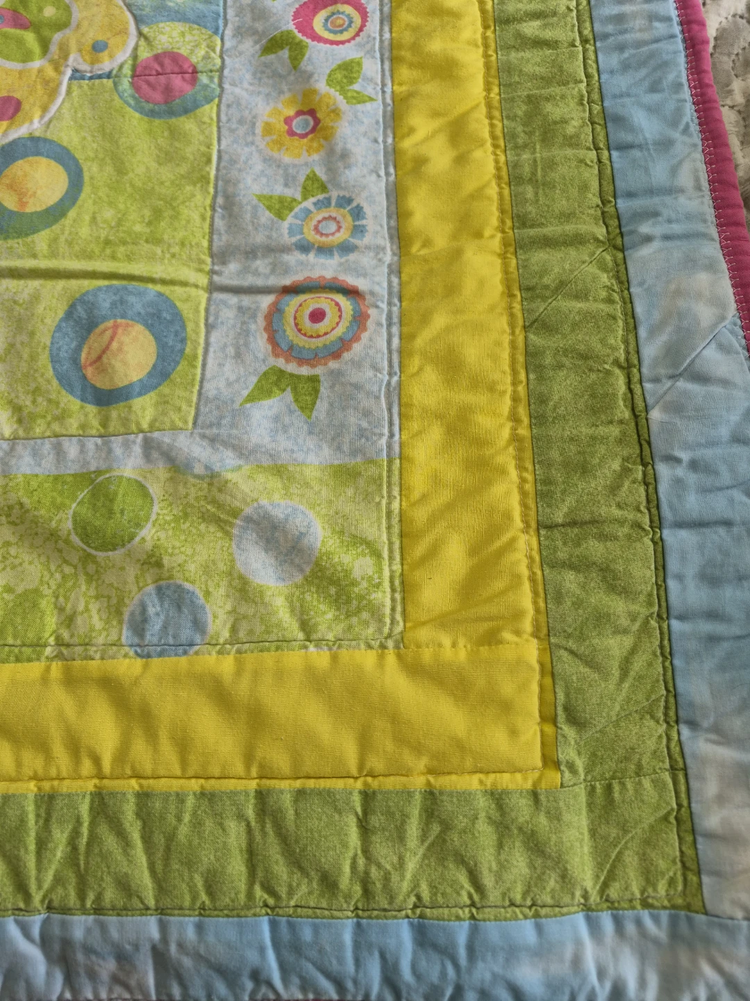 Beautiful Handmade Quilted 50" x 34" Throw Blanket - photo 5