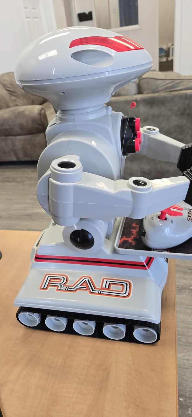 Vintage RAD Remote Control Robot - photo 3
