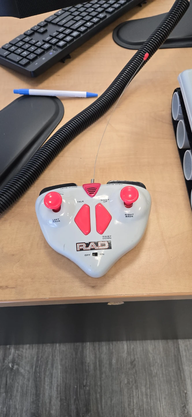 Vintage RAD Remote Control Robot - photo 4