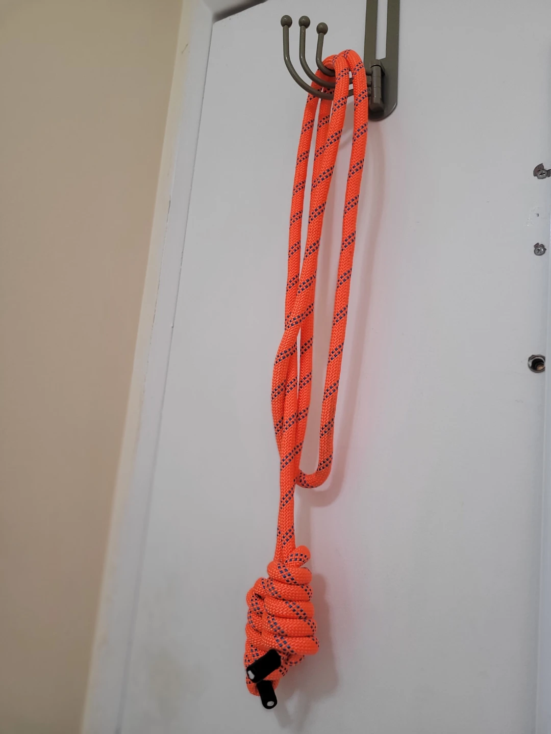 Orange rope for climbing or as a jump rope for exercising - photo 2