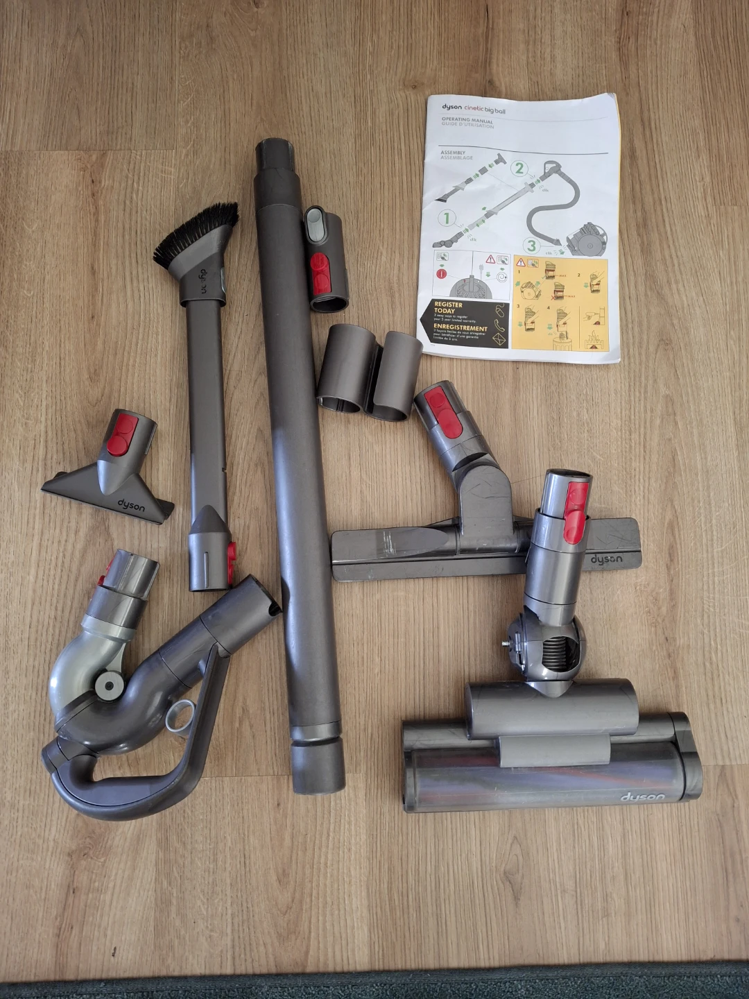Dyson Cinetic Big Ball Vacuum Cleaner - photo 2