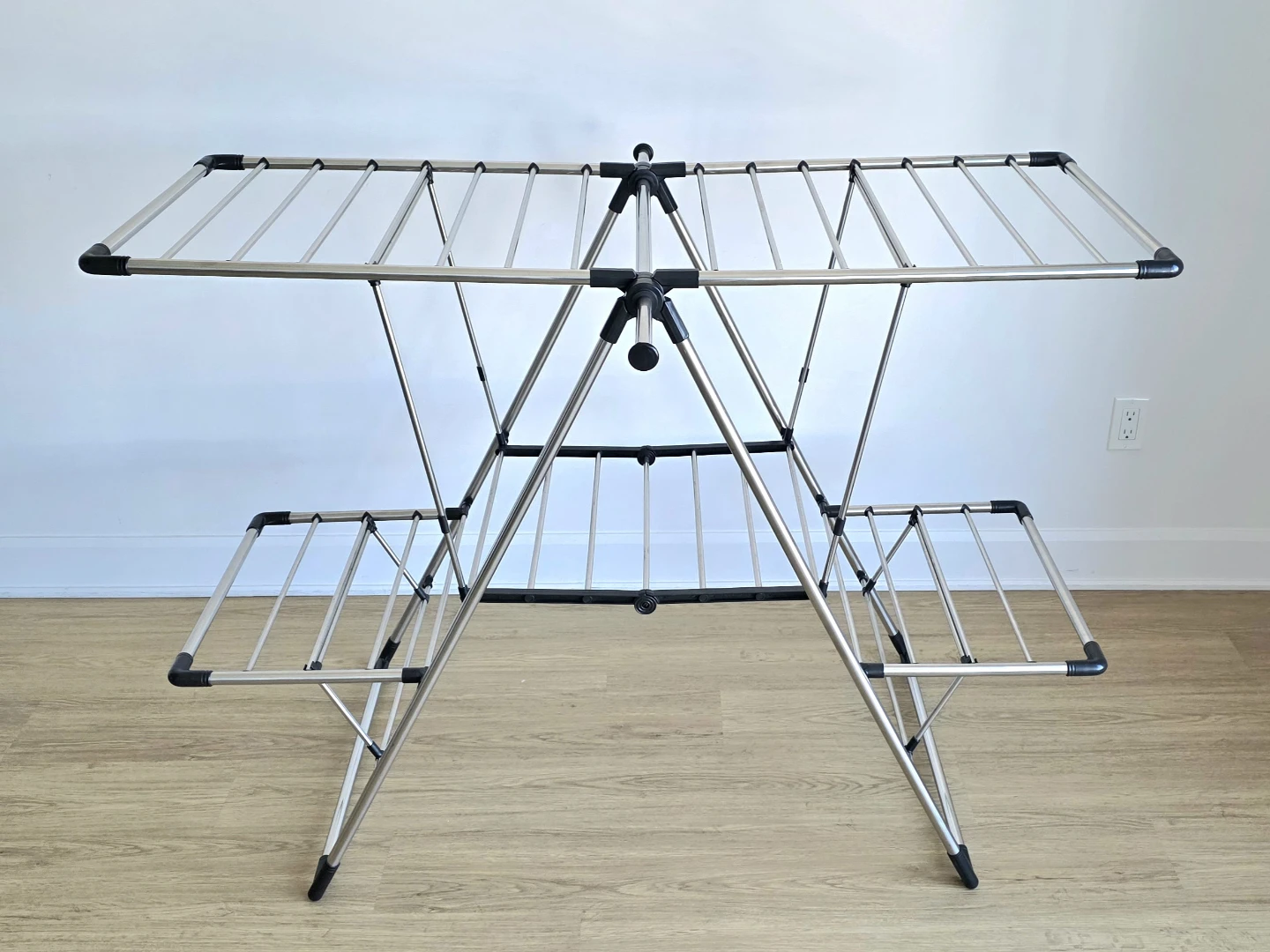 [Moving Sale] Clothes Drying Rack / Séchoir à linge - photo 2