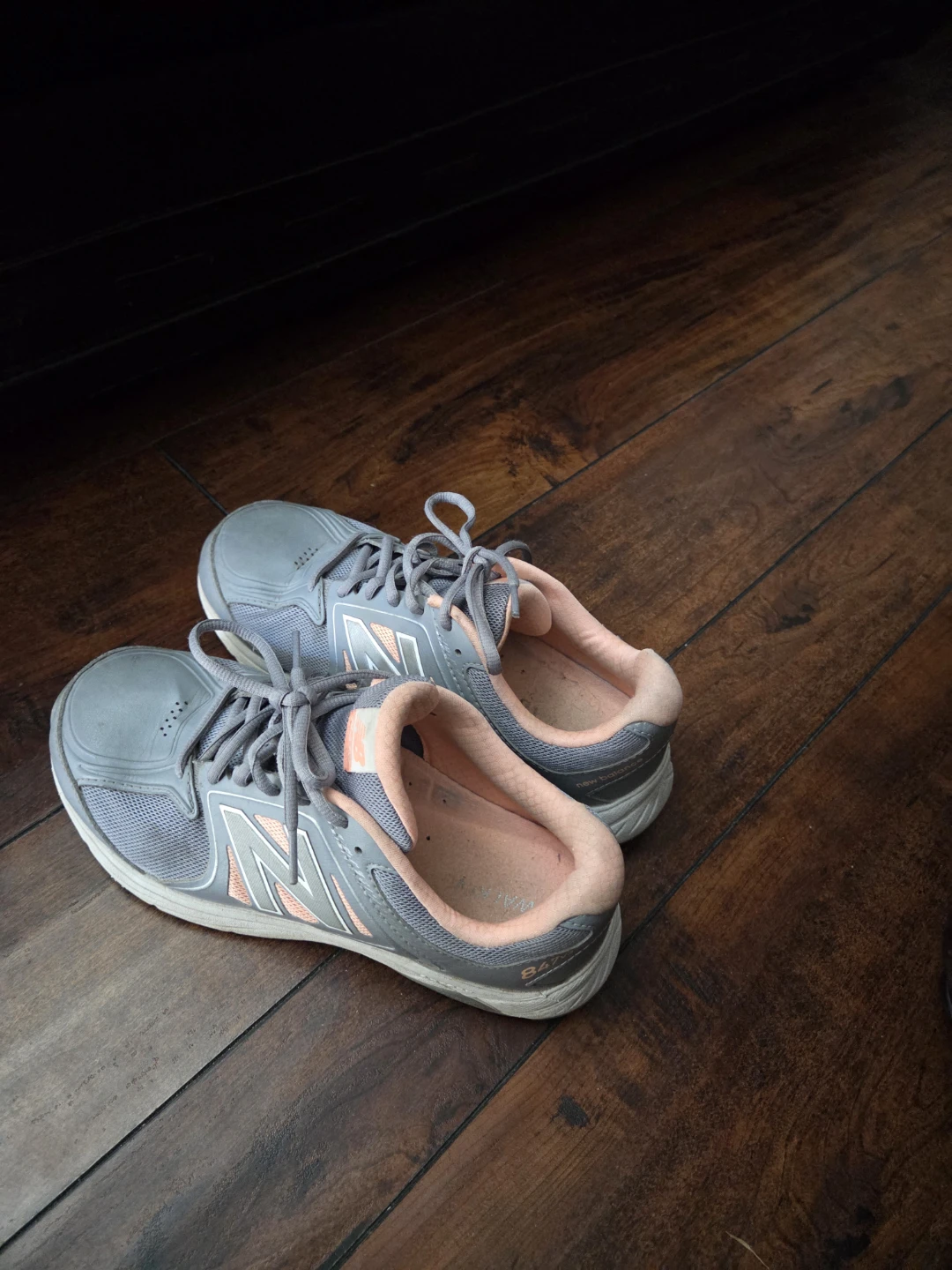Size 9 New Balance Women's Running Shoes - photo 4
