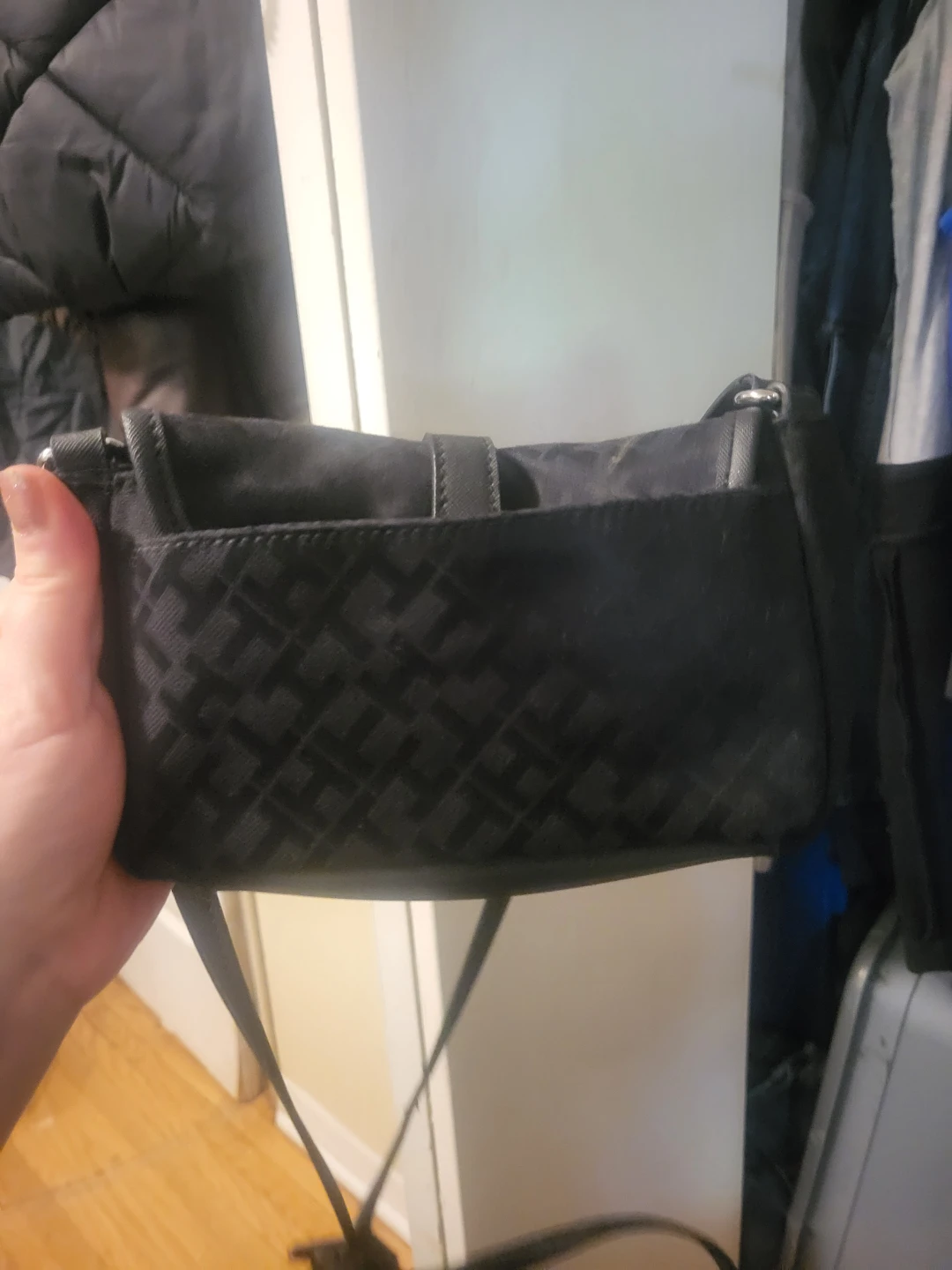 Tommy Hilfiger Black Shoulder Bag - photo 2