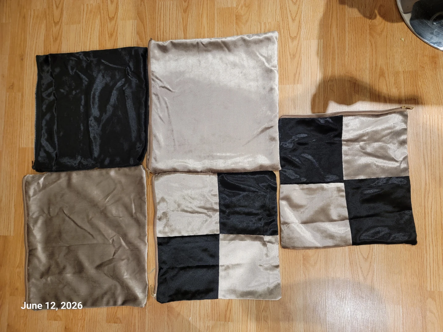 Velvet Pillow Covers - Black and Beige Checkered Set - photo 4