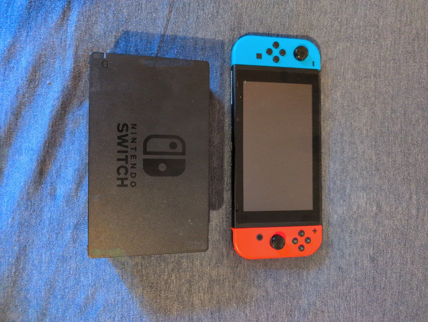 Nintendo Switch Console with Blue and Red Joy-Cons - photo 2