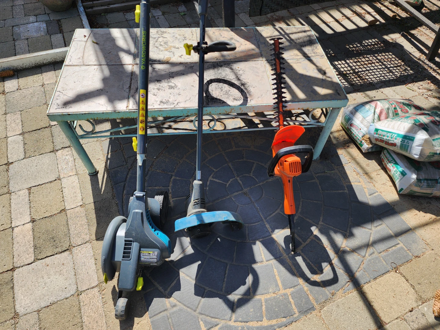 Yardworks String Trimmer & Hedge Trimmer
