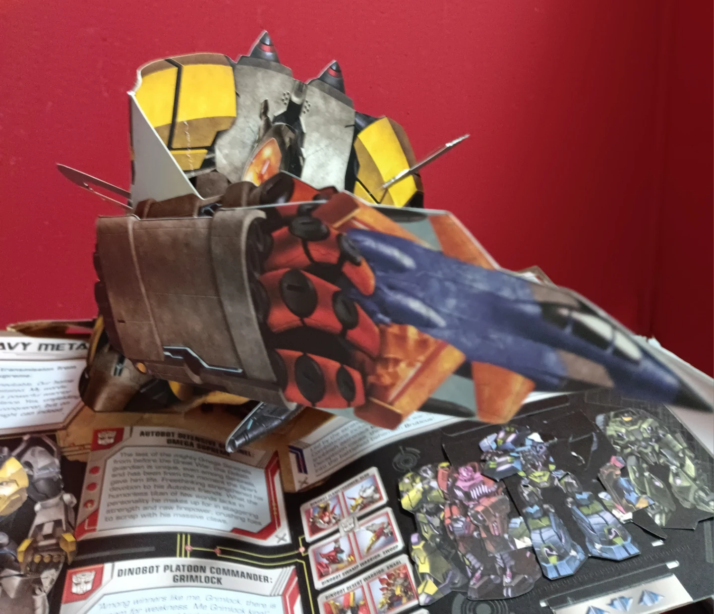📚Transformers: The Ultimate Pop-Up Universe Book📚 - photo 3