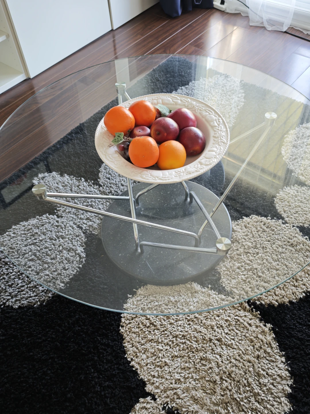 Moving Sale - Glass top coffee table - 100 cm