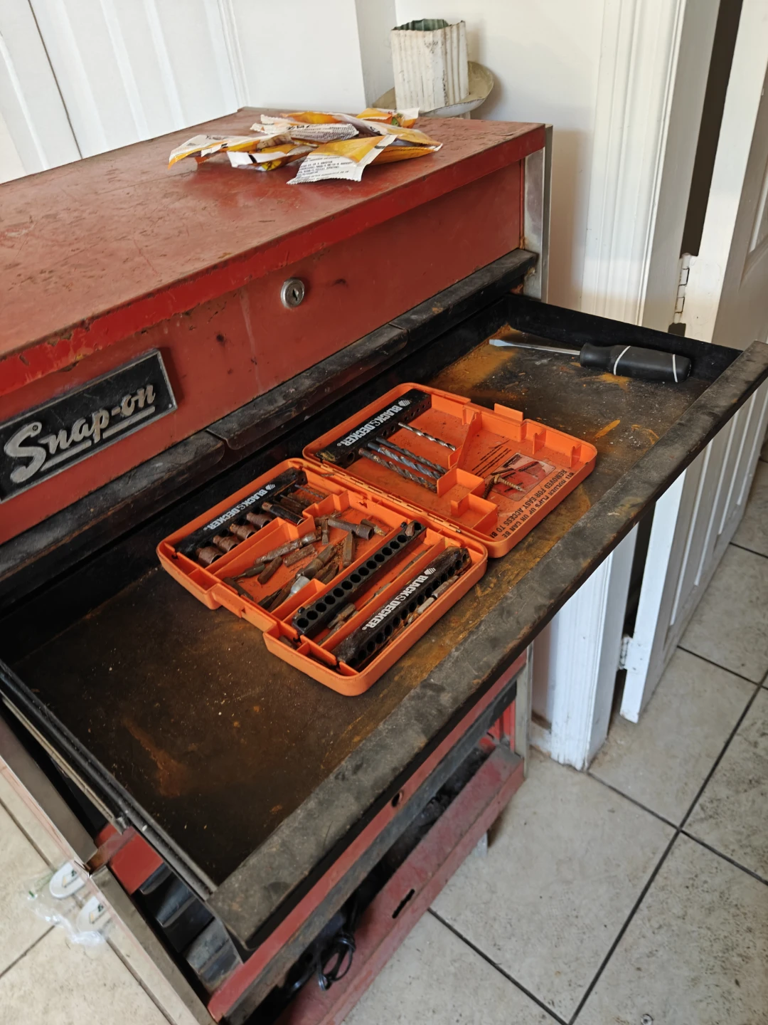Snap-on Red Tool Chest - photo 2
