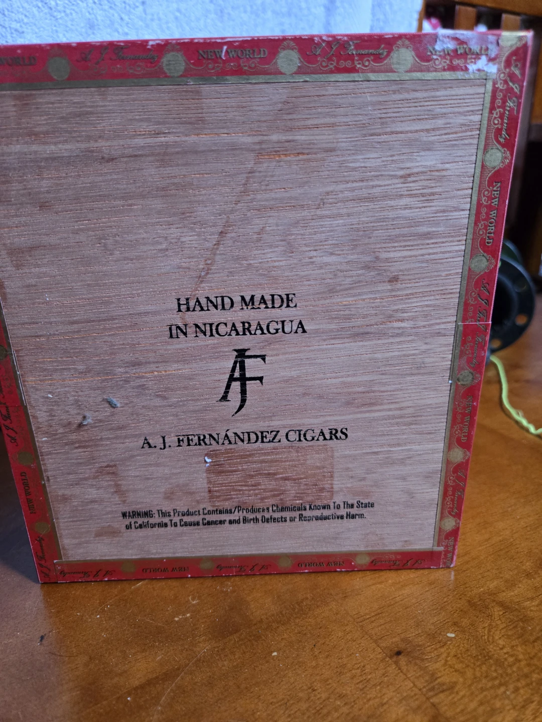 A. J. Fernandez New World Cigar Box - photo 4