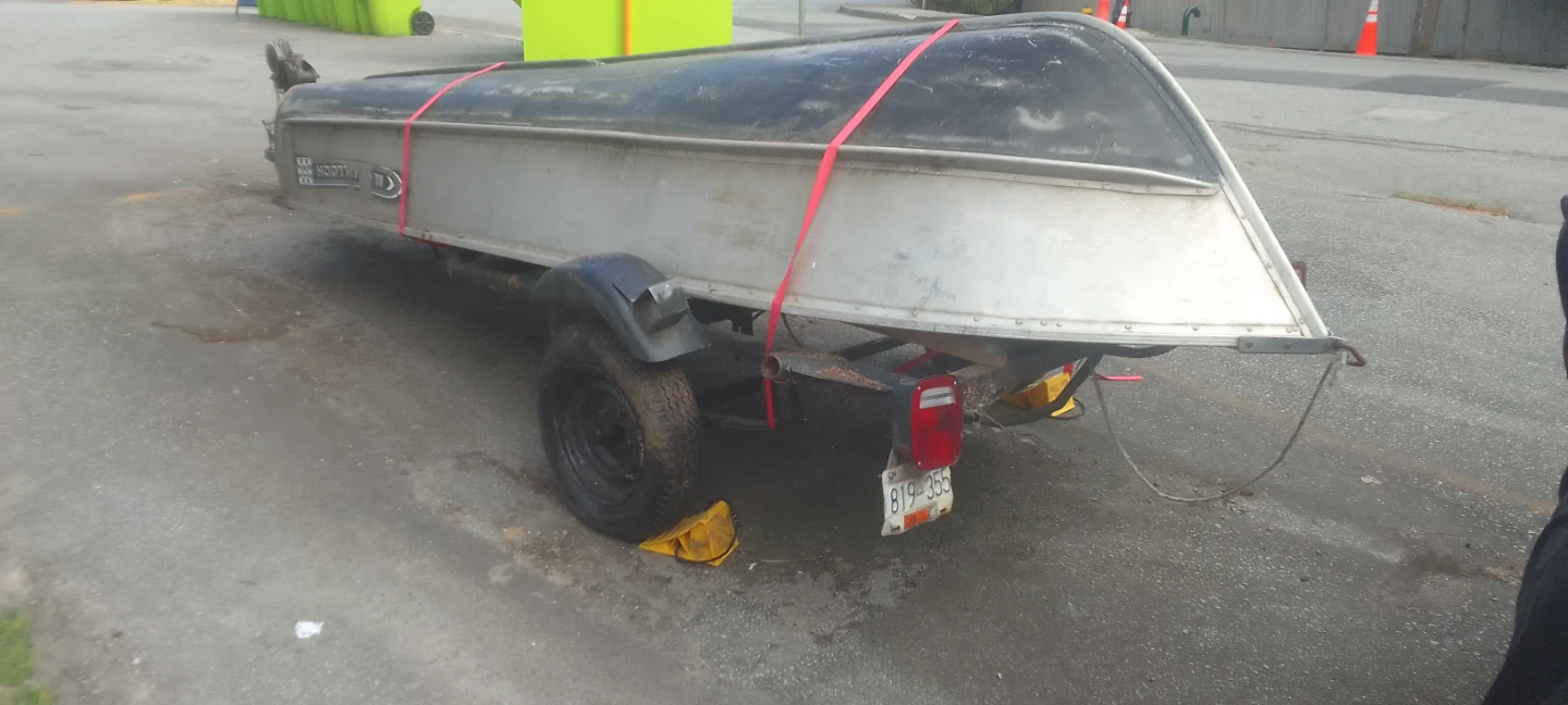 12' aluminum boat - photo 2