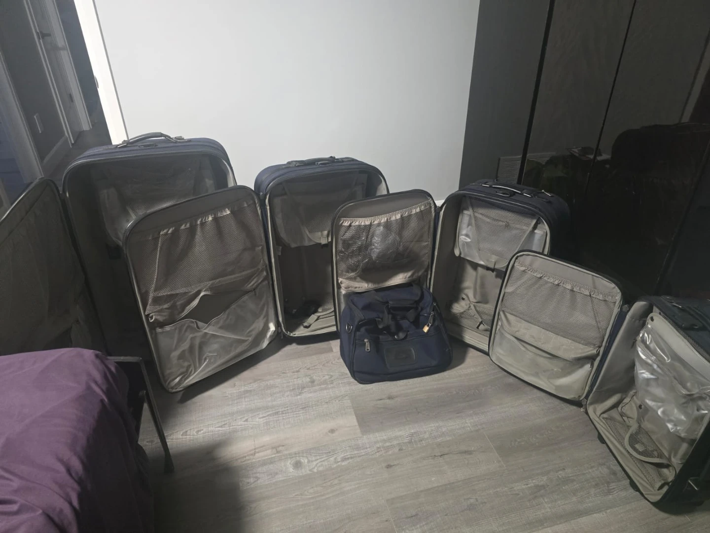 5 Piece Navy Blue Luggage Set ⚽️ - photo 2