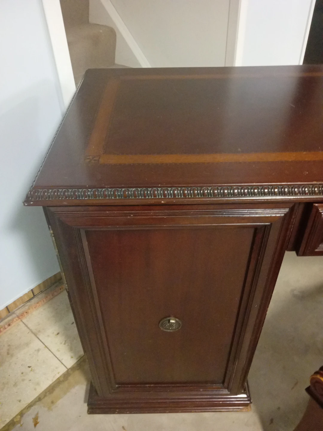 Dark Wood Executive Desk with Leather Inlay - photo 3