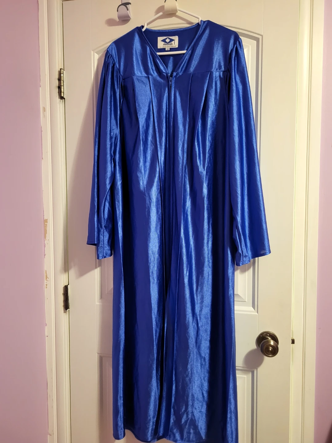 Canadian Caps And Gowns Graduation Gown
