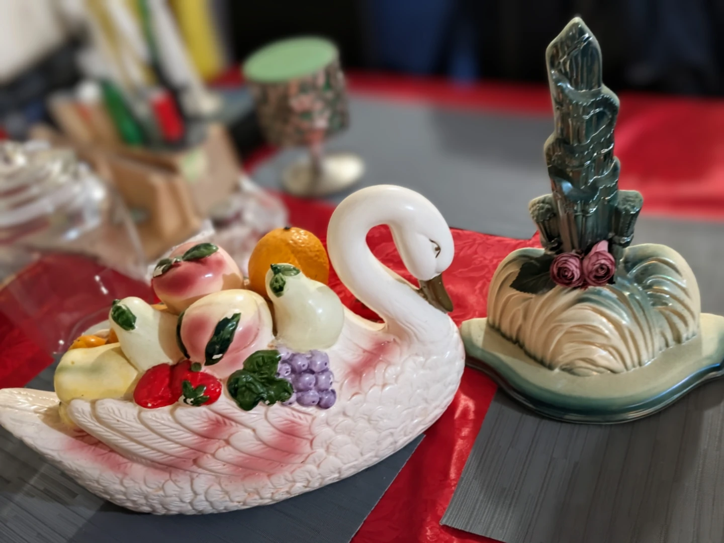Vintage Ceramic Swan Fruit Bowl and Trinket Dish